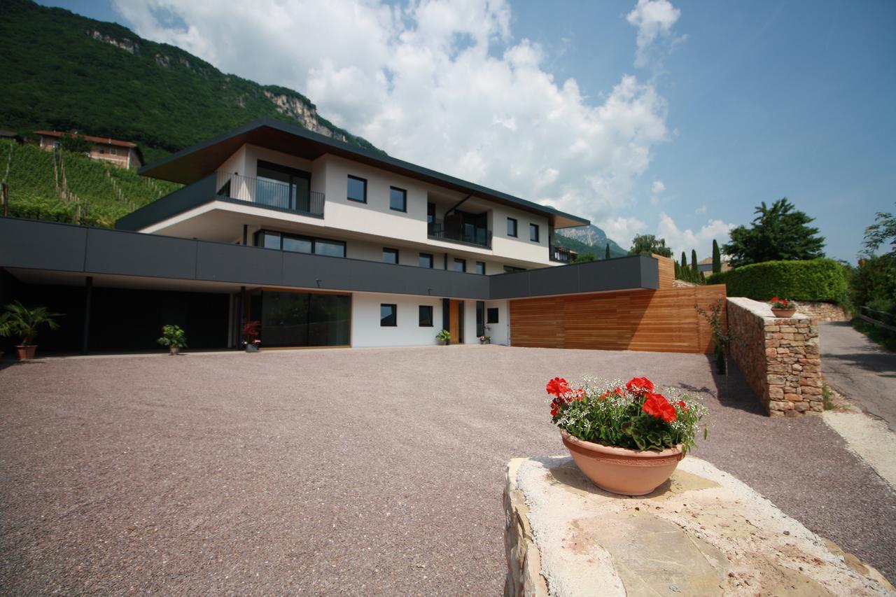 Tholr - Ferienwohnungen - Tramin Termeno Exterior photo
